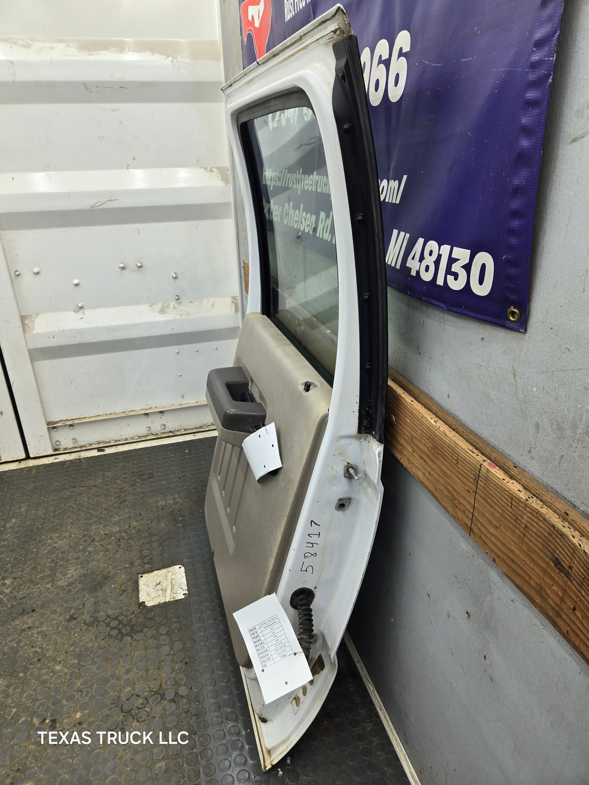 1999-2011 Ford Super Duty LH Driver Side Rear Crew Cab Door F250 F350 F450 F550