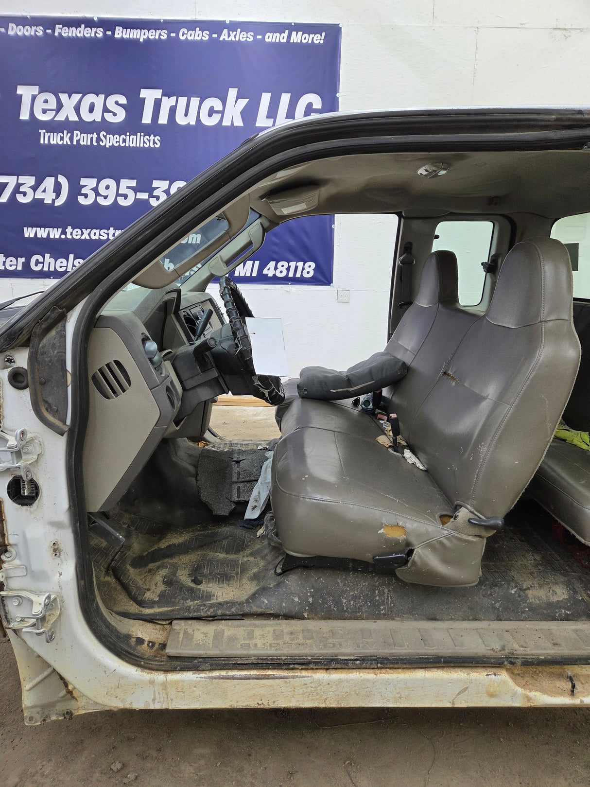 2008-2010 Ford Super Duty F250 F350 F450 F550 Extended Cab