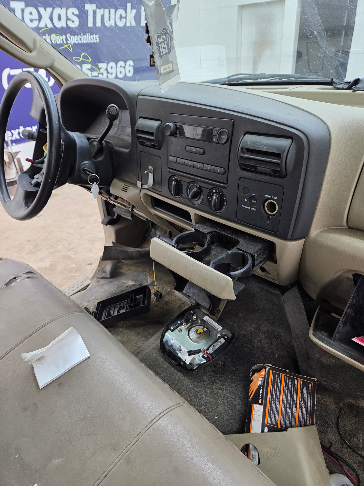 1999-2007 Ford Super Duty F250 F350 F450 F550 2 Door Regular Cab