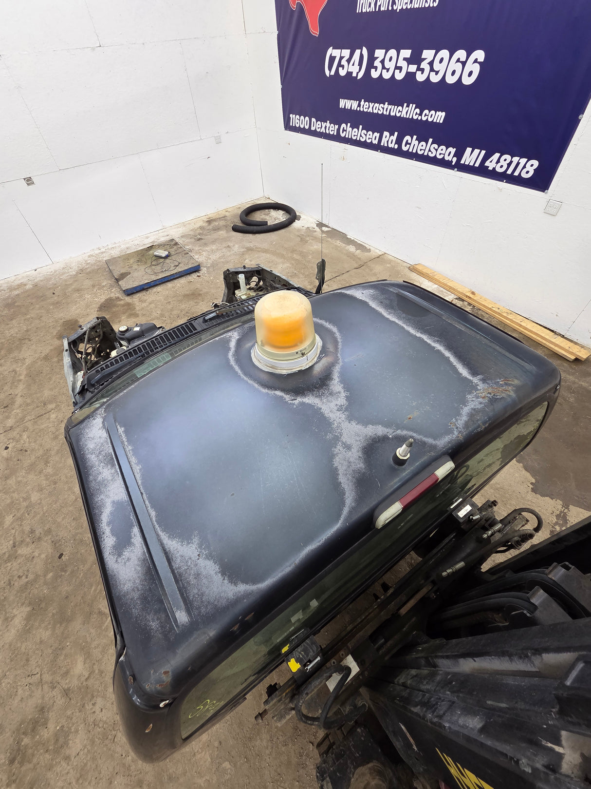 1999-2007 Ford Super Duty F250 F350 F450 F550 2 Door Regular Cab