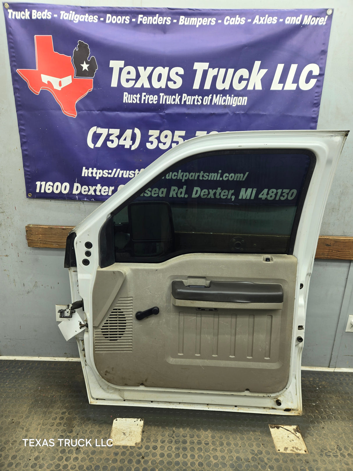 1999-2011 Ford Super Duty / Excursion Front Passenger RH Door F250 F350 F450 F550