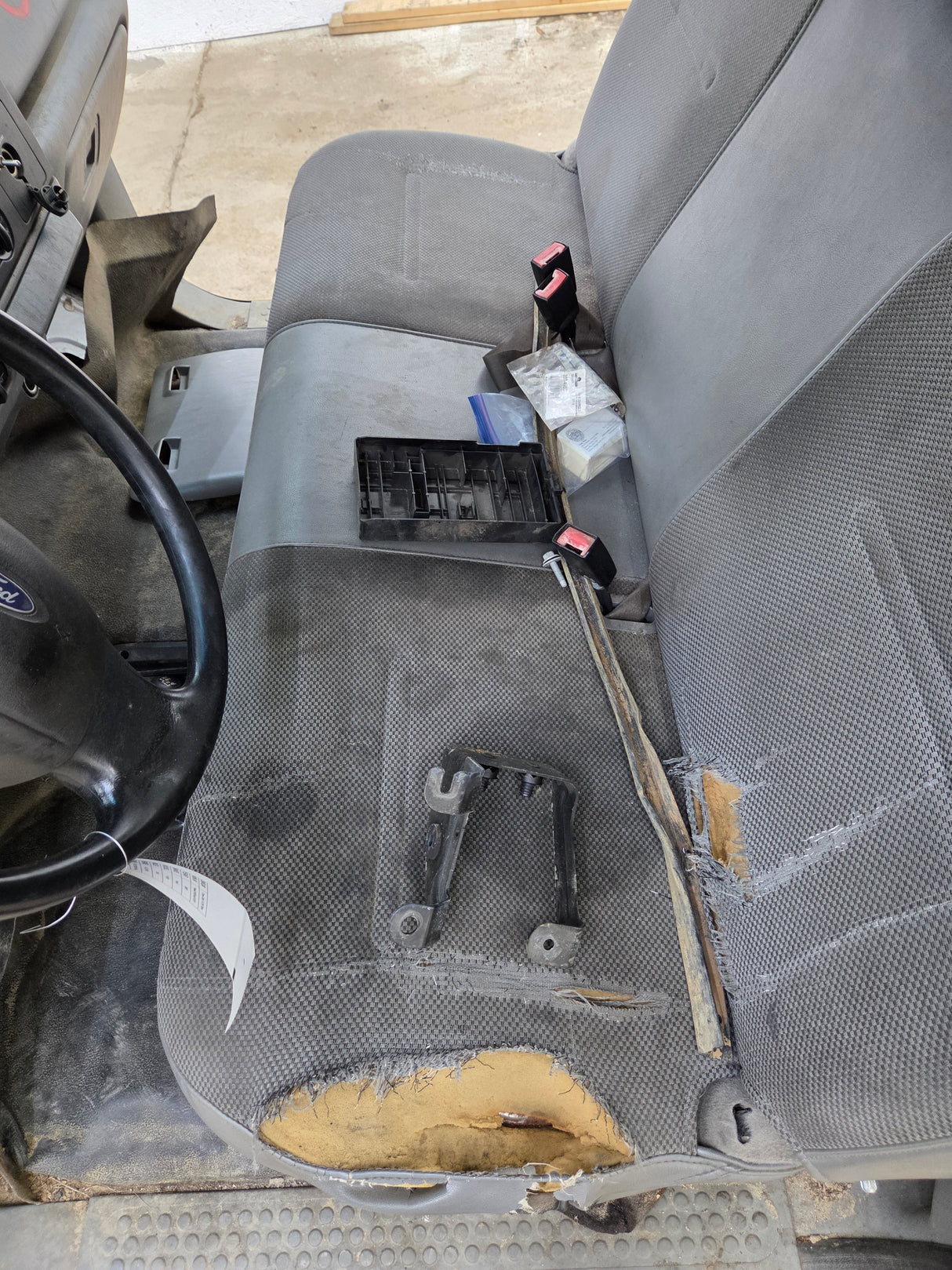 1999-2007 Ford Super Duty F250 F350 F450 F550 XLT 4 Door Crew Cab