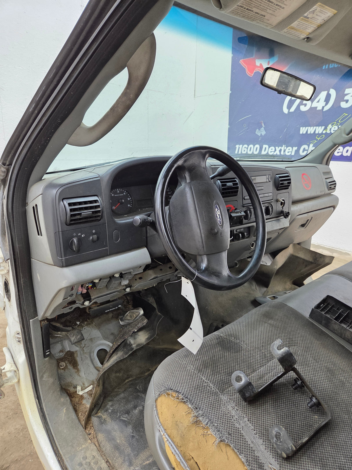 1999-2007 Ford Super Duty F250 F350 F450 F550 XLT 4 Door Crew Cab