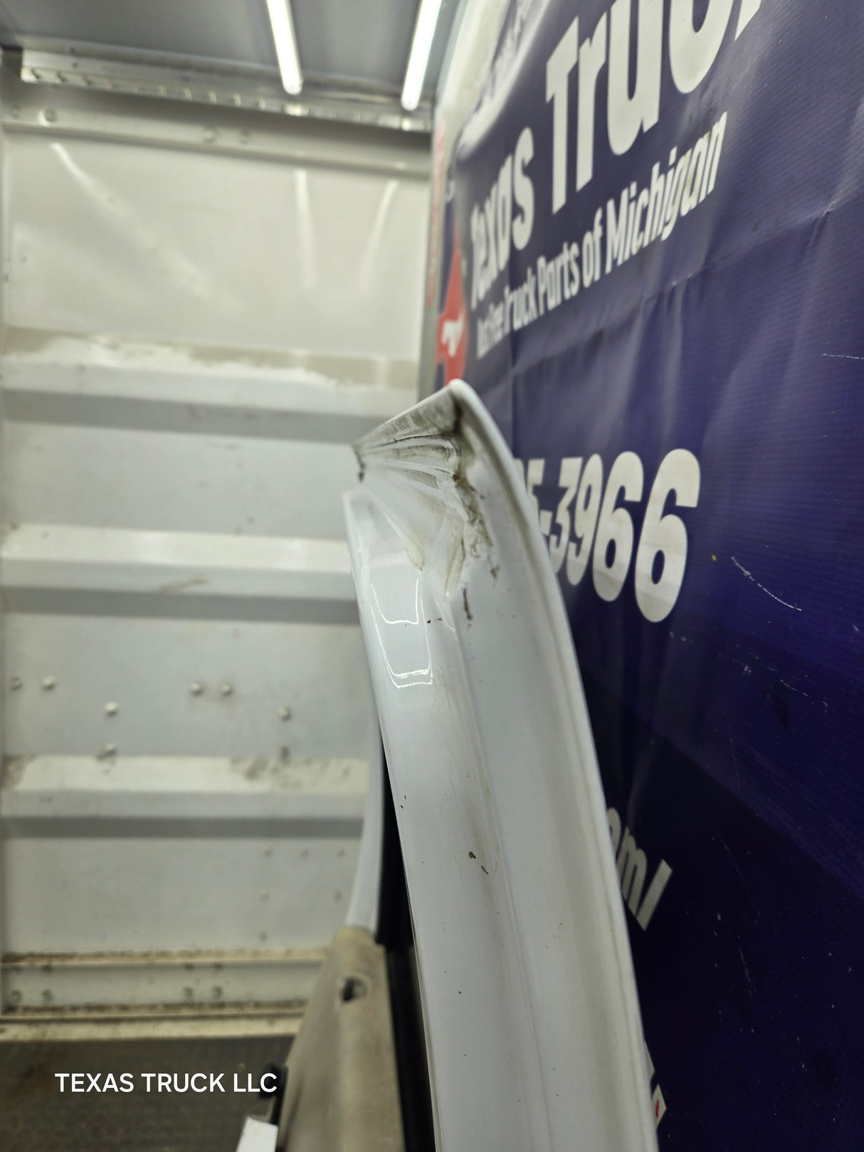 1999-2011 Ford Super Duty F250 F350 F450 F550 RH Crew Cab Passenger Side Rear Door