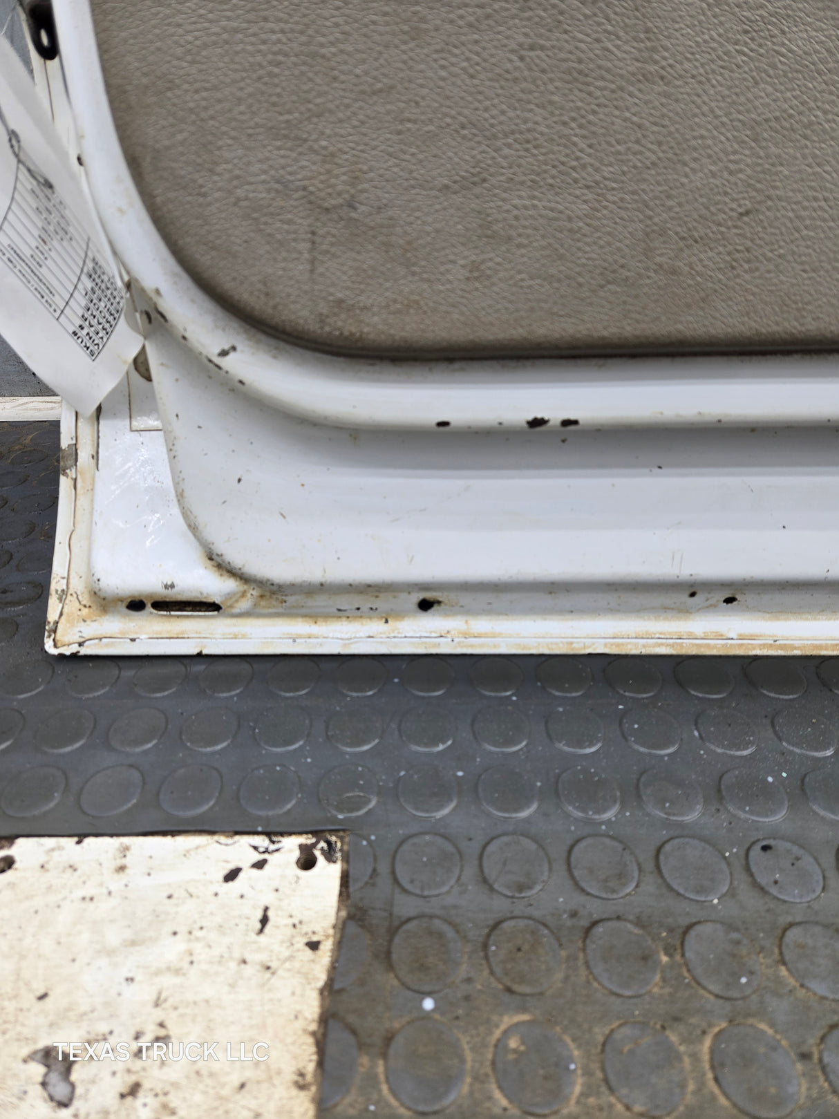 1999-2011 Ford Super Duty F250 F350 F450 F550 RH Crew Cab Passenger Side Rear Door