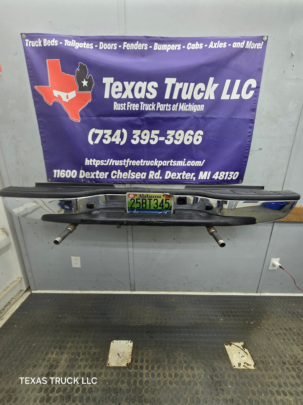 1999-2007 Chevrolet Silverado / GMC Sierra 2500 3500 HD Rear - Chrome