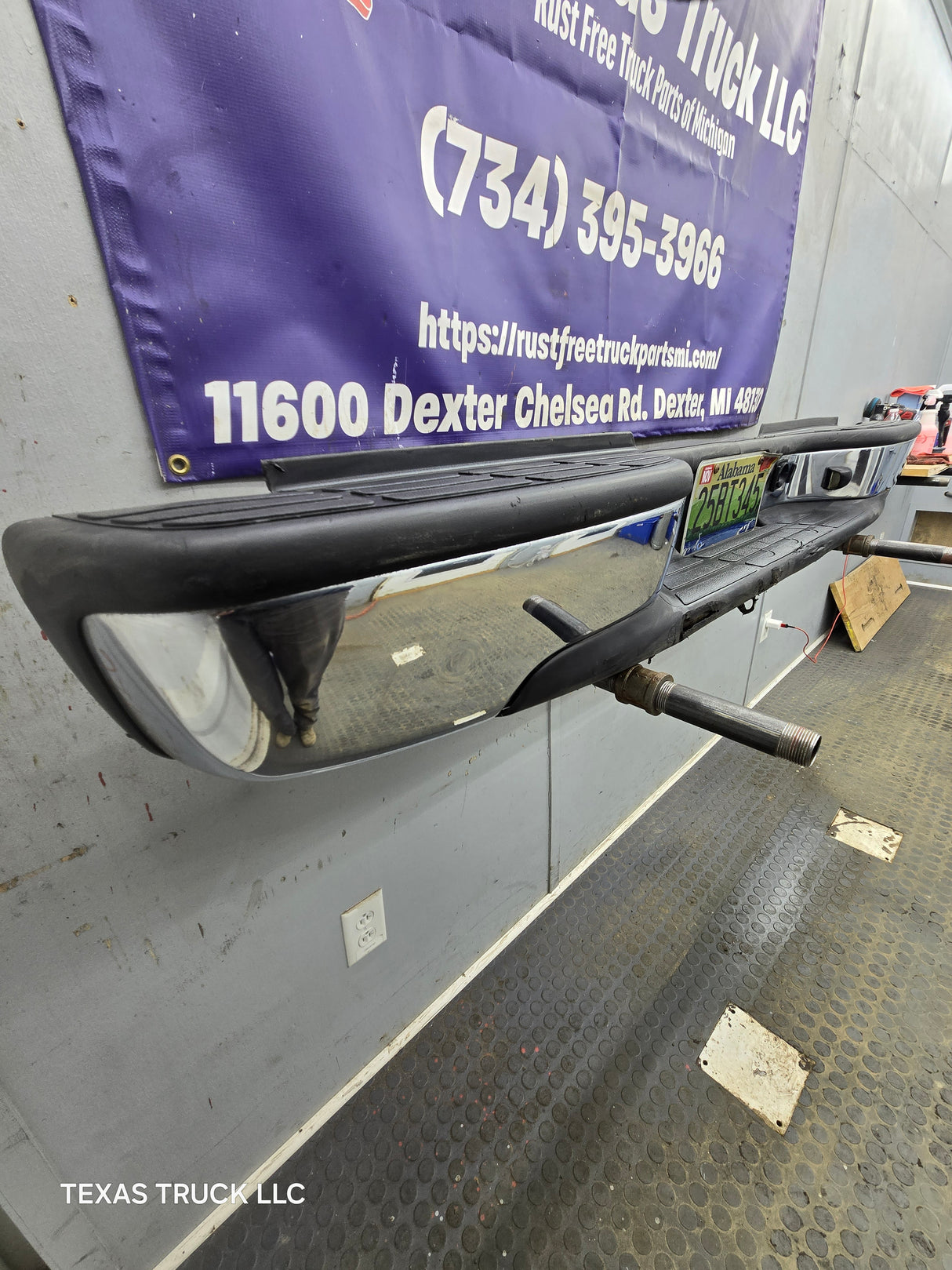 1999-2007 Chevrolet Silverado / GMC Sierra 2500 3500 HD Rear - Chrome