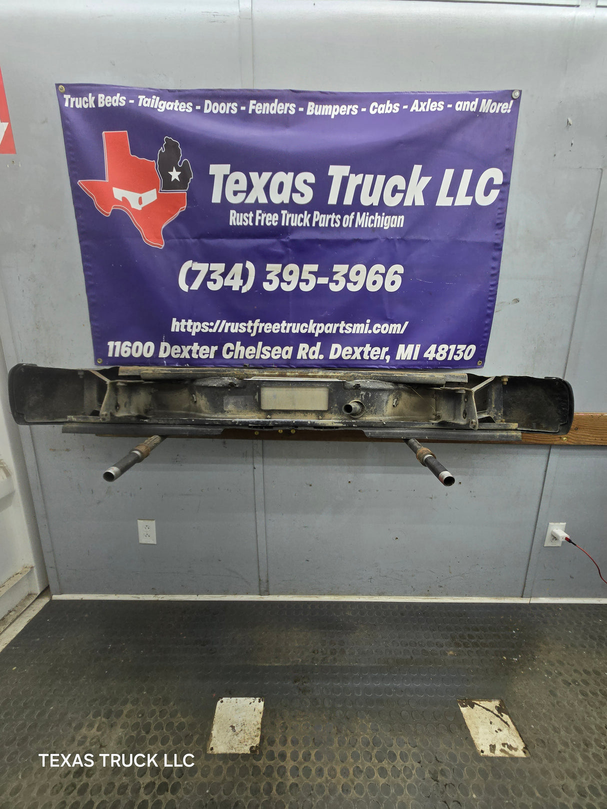 1999-2007 Chevrolet Silverado / GMC Sierra 2500 3500 HD Rear - Chrome