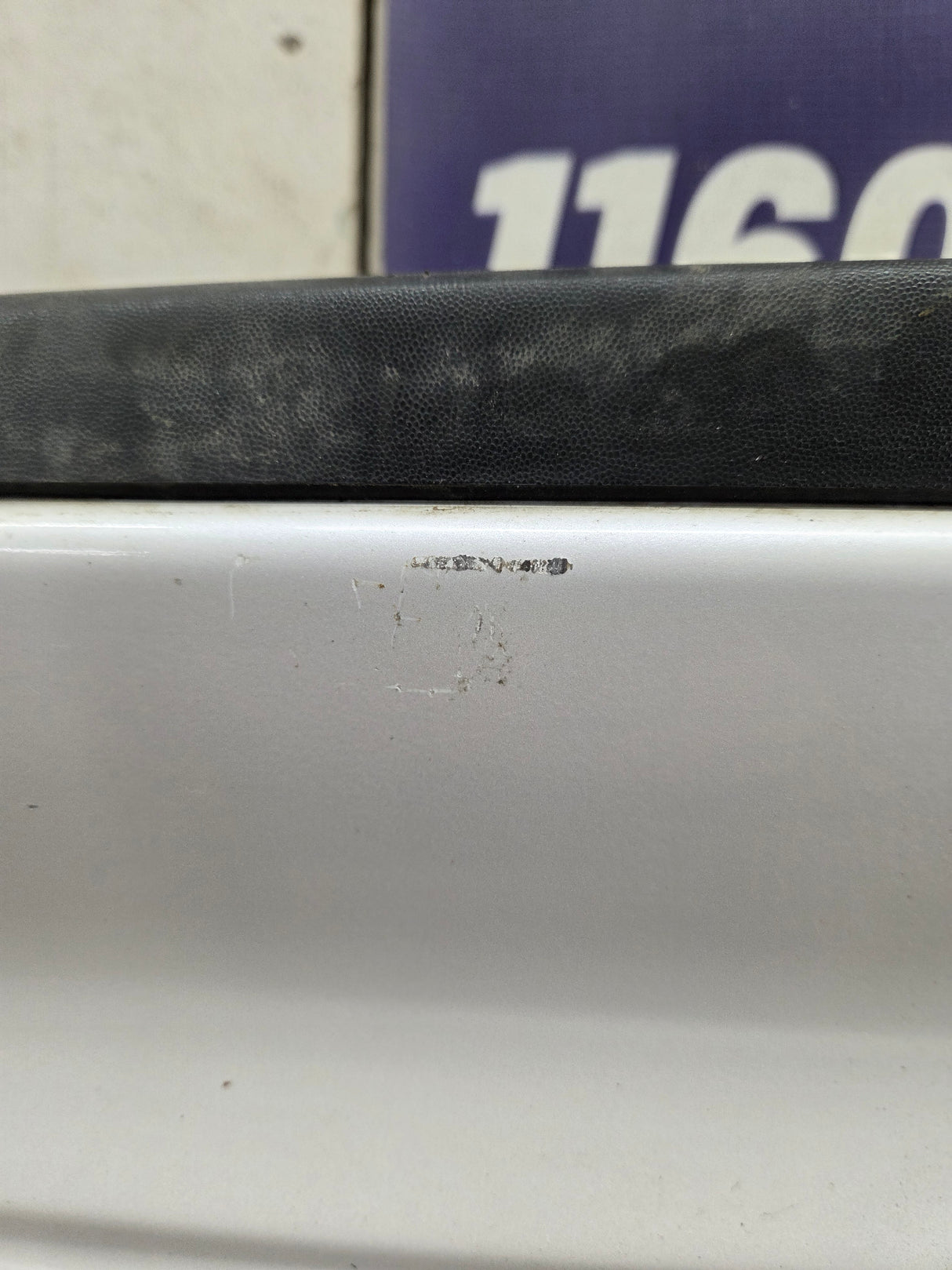 2009-2014 Ford F150 Tailgate W/Step - Pearl White