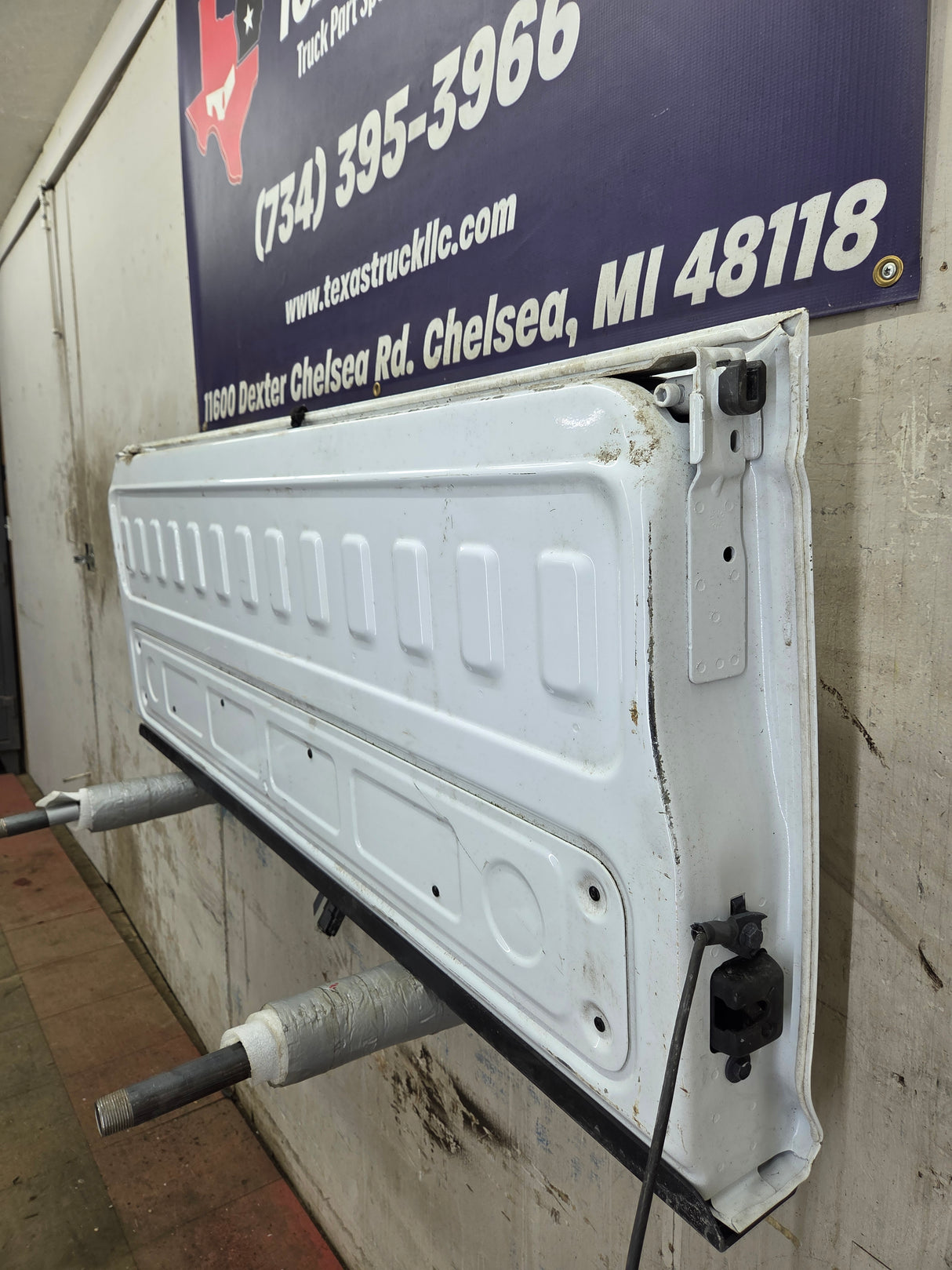 2019-2026 Chevrolet Silverado 2500 3500HD Truck Tailgate