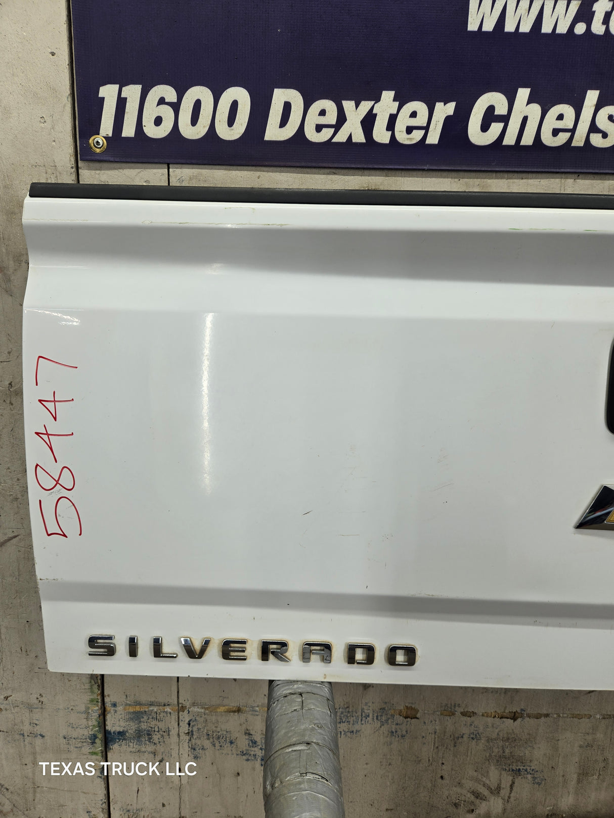 2014-2019 Chevrolet Silverado / GMC Sierra 1500 2500 3500 HD Tailgate