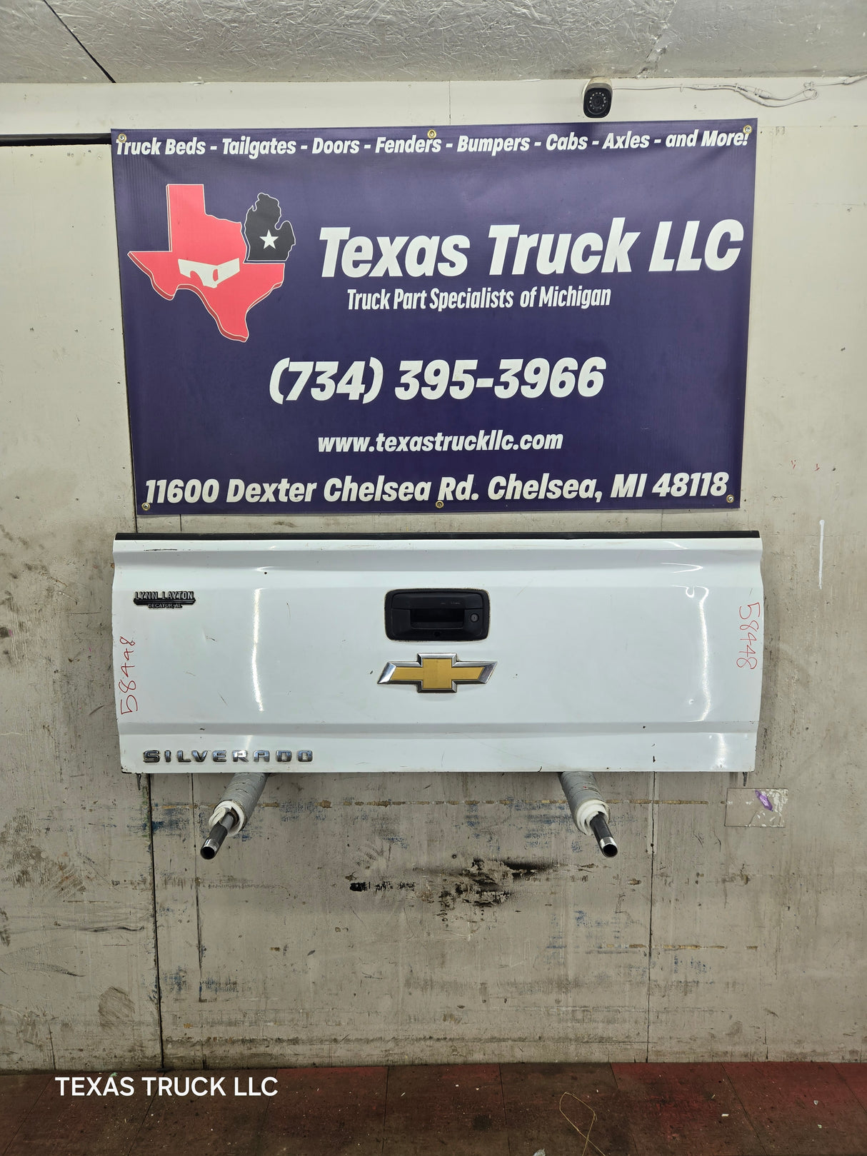 2014-2019 Chevrolet Silverado / GMC Sierra 1500 2500 3500 HD Tailgate