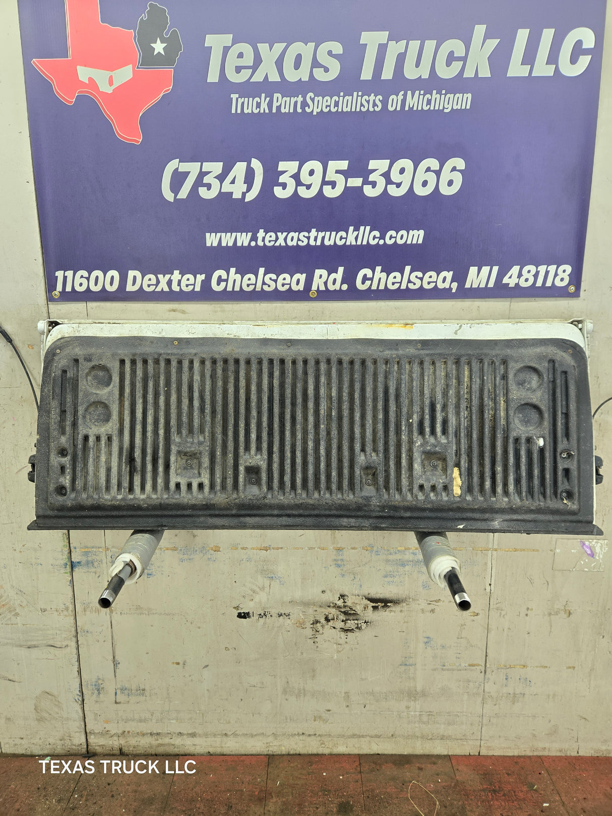 2014-2019 Chevrolet Silverado / GMC Sierra 1500 2500 3500 HD Tailgate