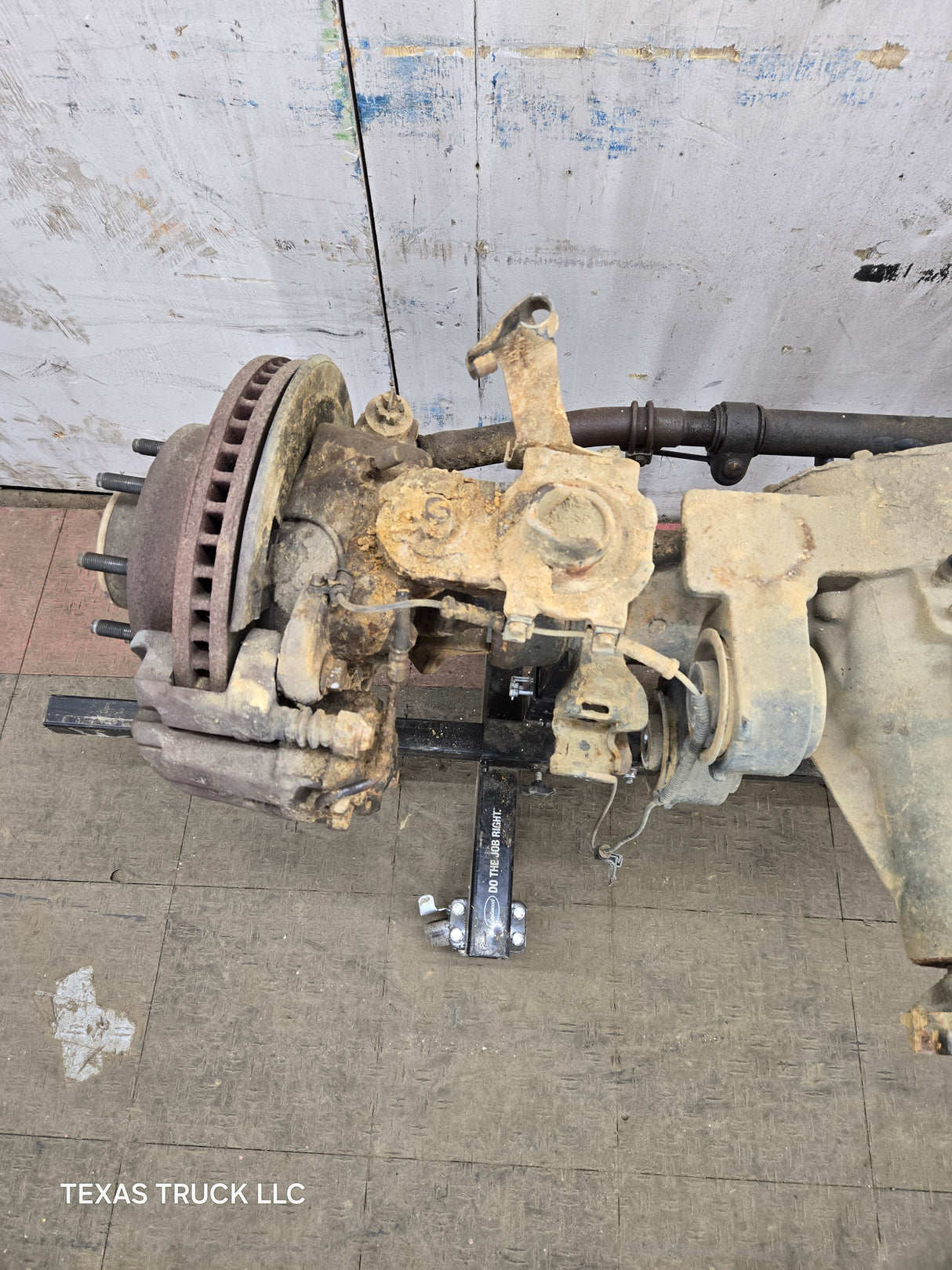 2008-2010 Ford Super Duty F250 F350 FRONT Axle 3.73 SRW