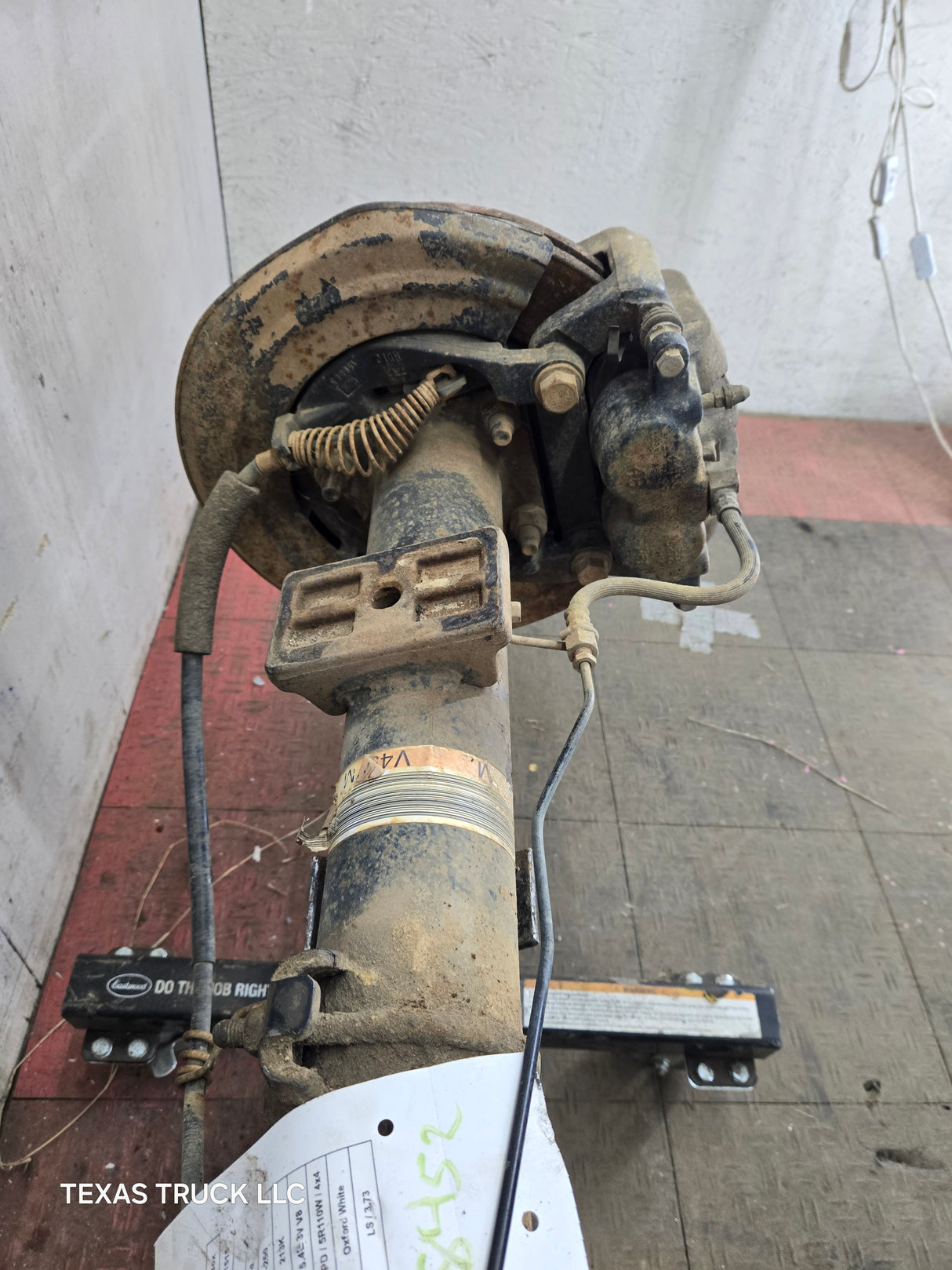 2005-2007 Ford Super Duty F250 F350 SRW Rear Axle 3.73 Gear Ratio
