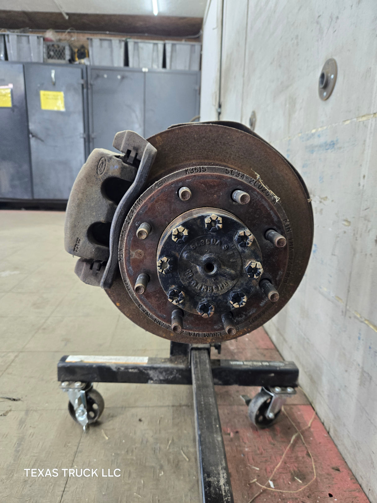 2005-2007 Ford Super Duty F250 F350 SRW Rear Axle 3.73 Gear Ratio