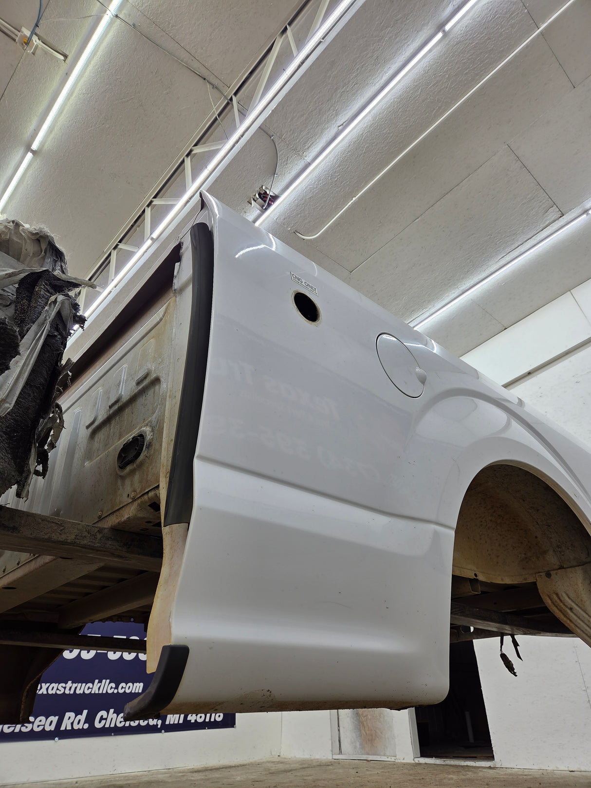 2015-2020 Ford F150 6' 6" Short Bed Without Wheel Lip Molding CNG BED