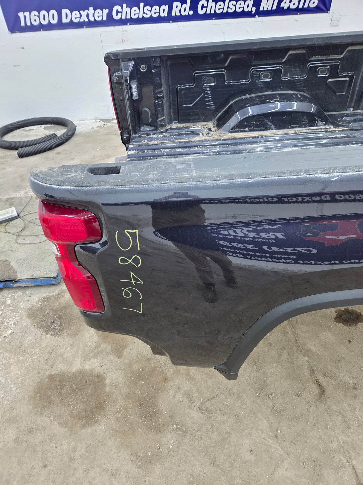 2019-2025 Chevrolet Silverado 2500 3500 HD 6' 6" Short Truck Bed