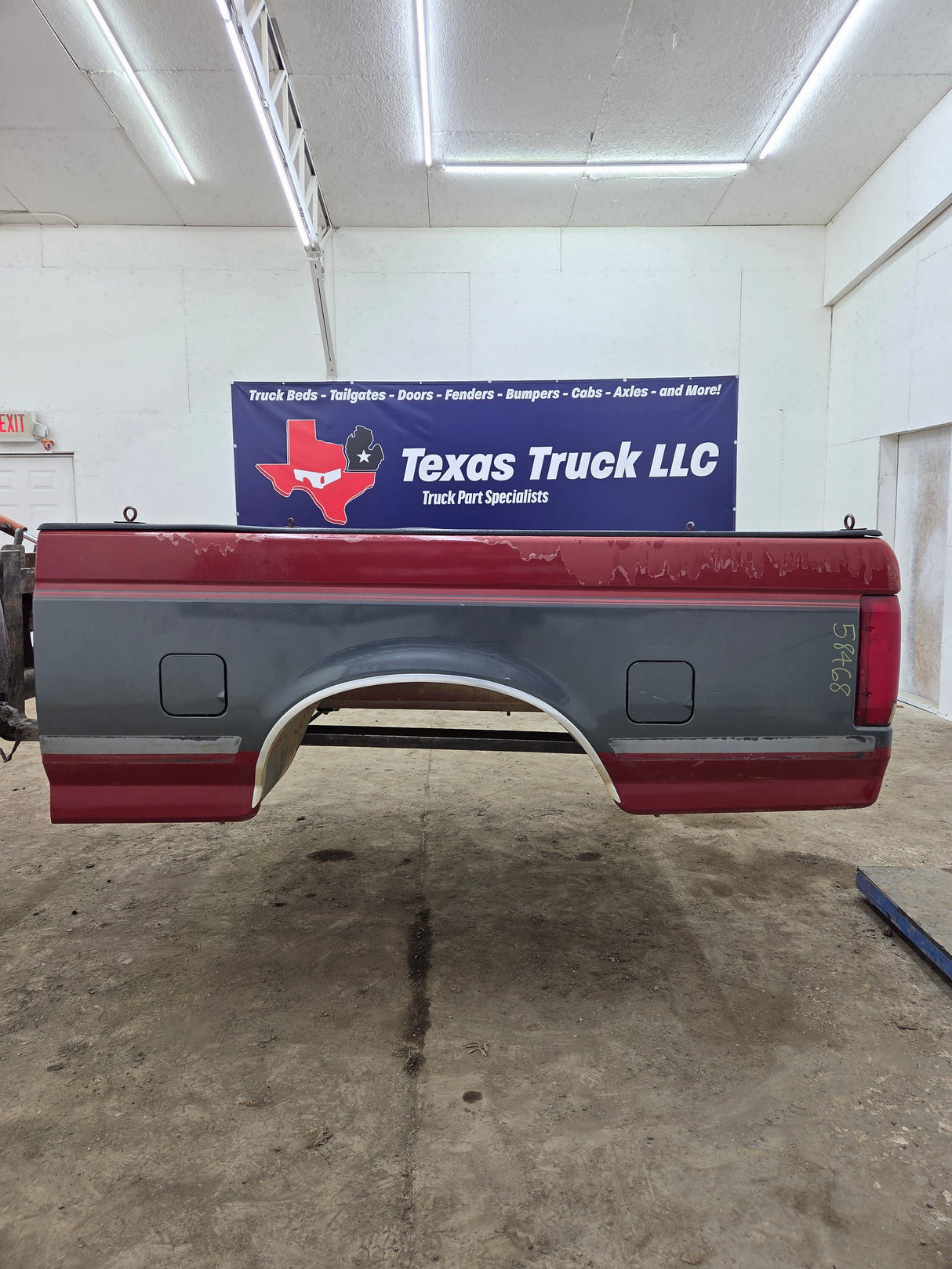 1987-1997 Ford F150 F250 F350 OBS 6' 9" Short Truck Bed