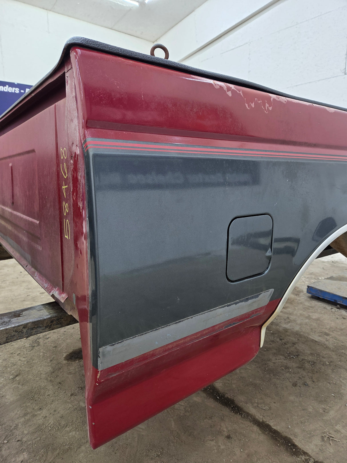 1987-1997 Ford F150 F250 F350 OBS 6' 9" Short Truck Bed