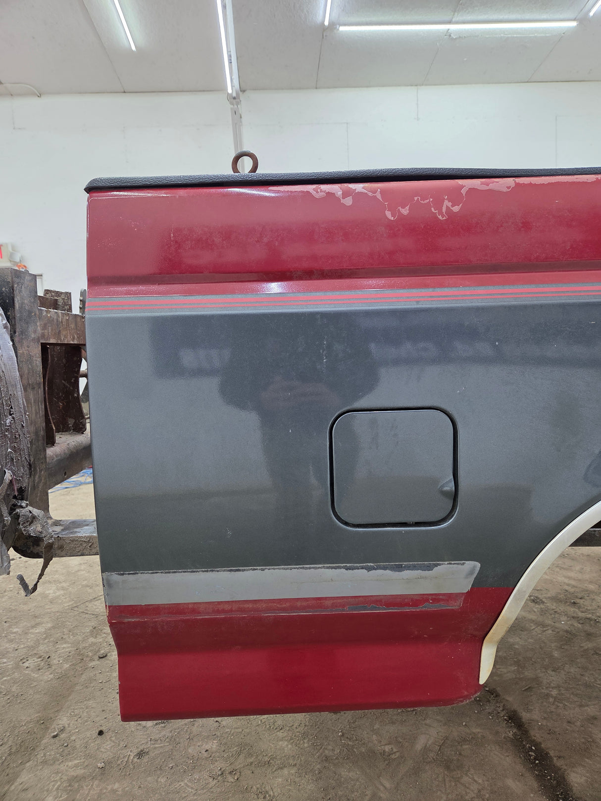 1987-1997 Ford F150 F250 F350 OBS 6' 9" Short Truck Bed