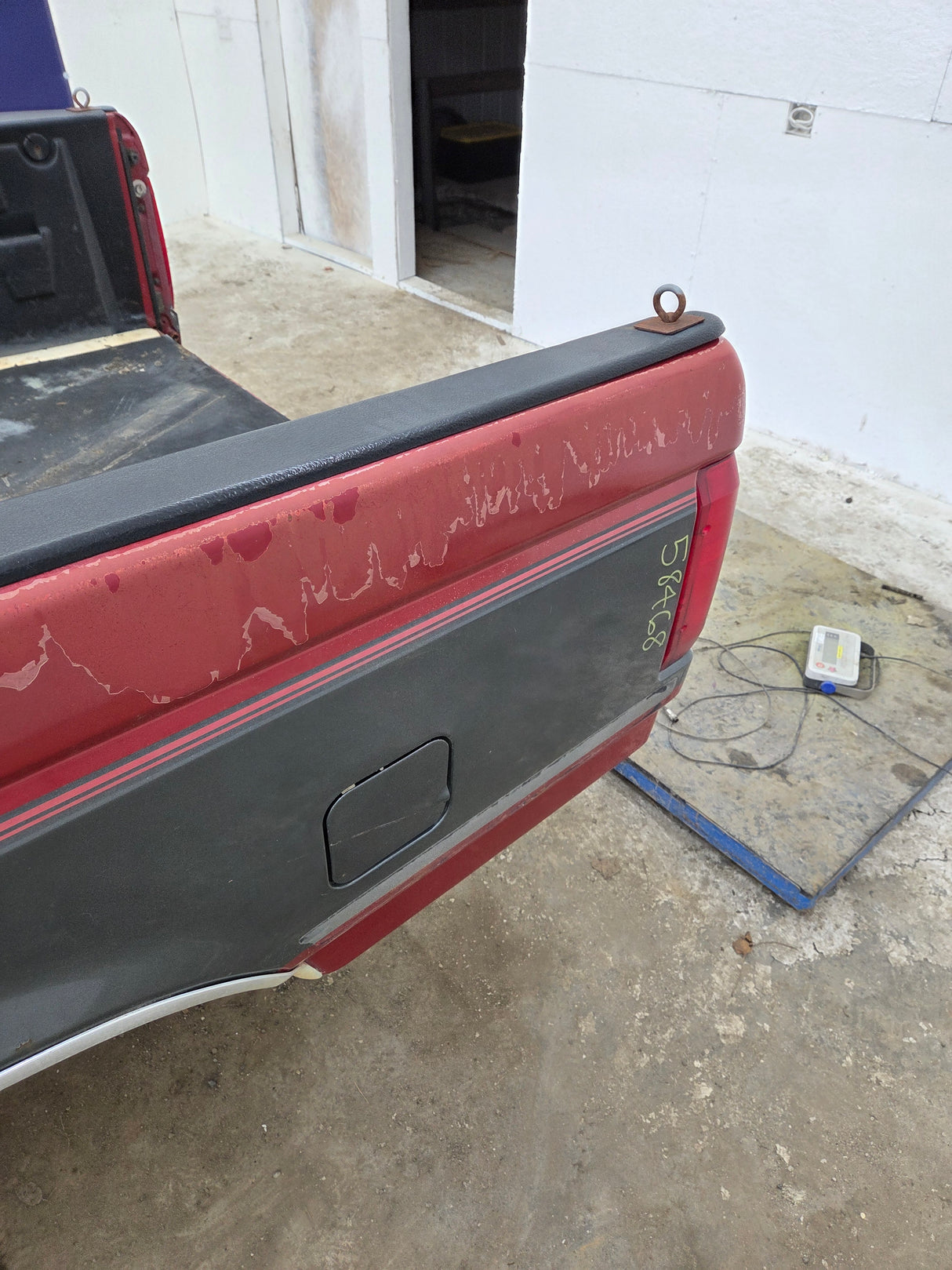 1987-1997 Ford F150 F250 F350 OBS 6' 9" Short Truck Bed