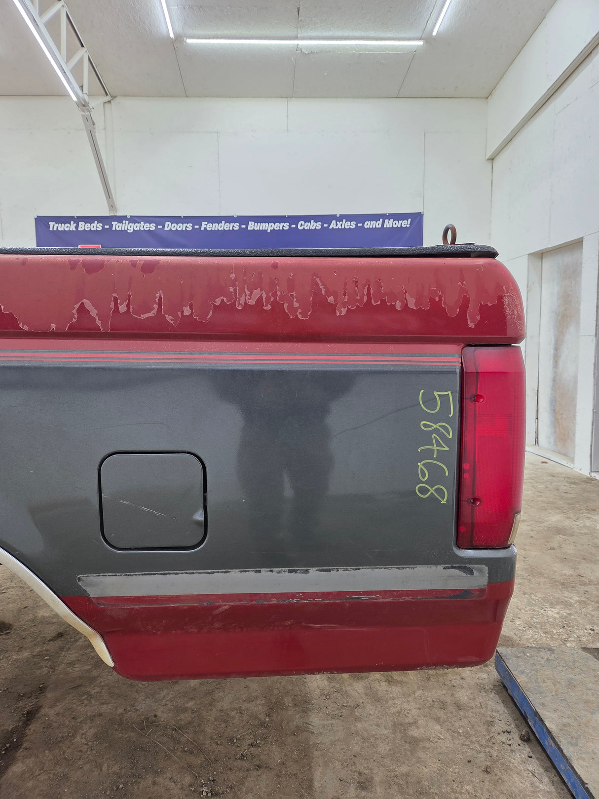 1987-1997 Ford F150 F250 F350 OBS 6' 9" Short Truck Bed