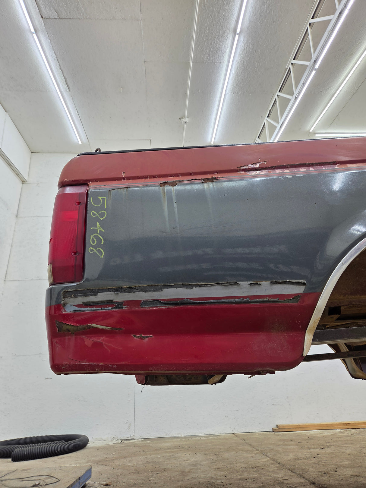 1987-1997 Ford F150 F250 F350 OBS 6' 9" Short Truck Bed