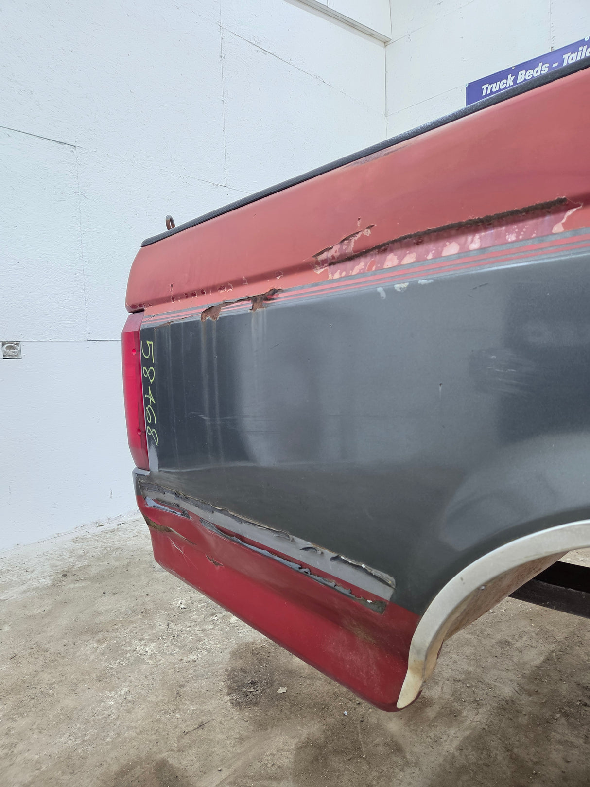 1987-1997 Ford F150 F250 F350 OBS 6' 9" Short Truck Bed