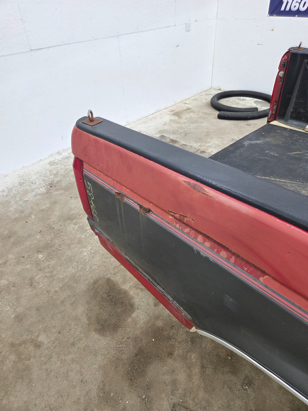 1987-1997 Ford F150 F250 F350 OBS 6' 9" Short Truck Bed