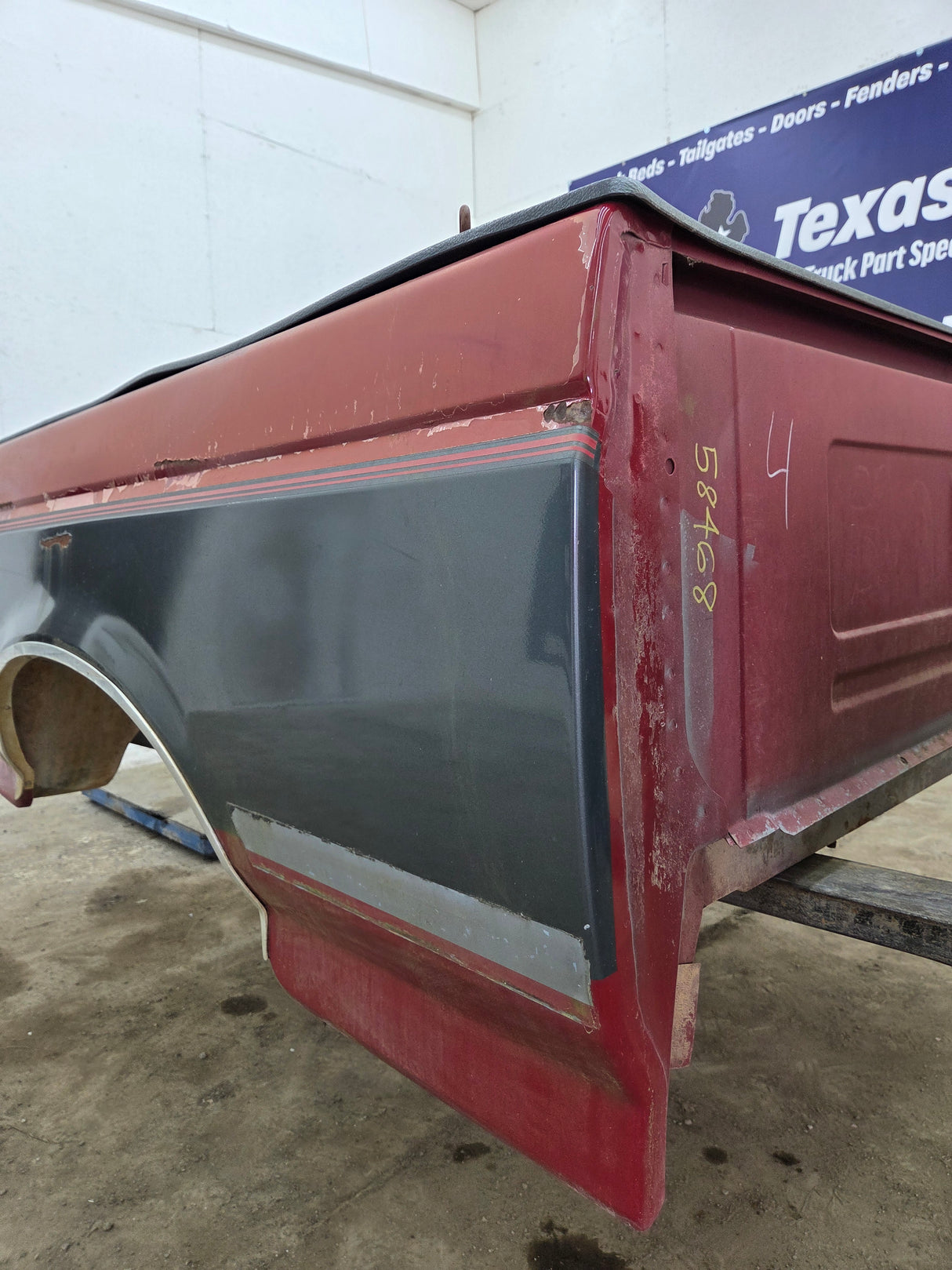 1987-1997 Ford F150 F250 F350 OBS 6' 9" Short Truck Bed