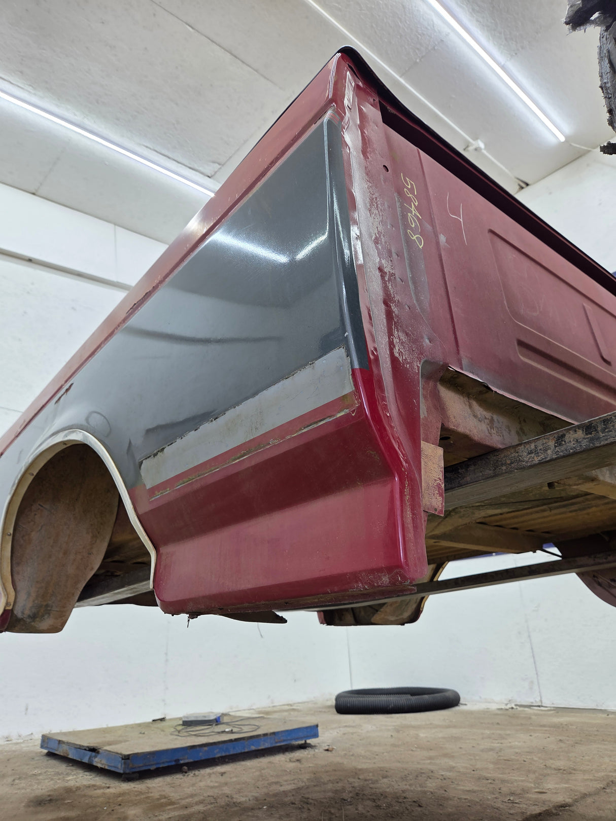 1987-1997 Ford F150 F250 F350 OBS 6' 9" Short Truck Bed