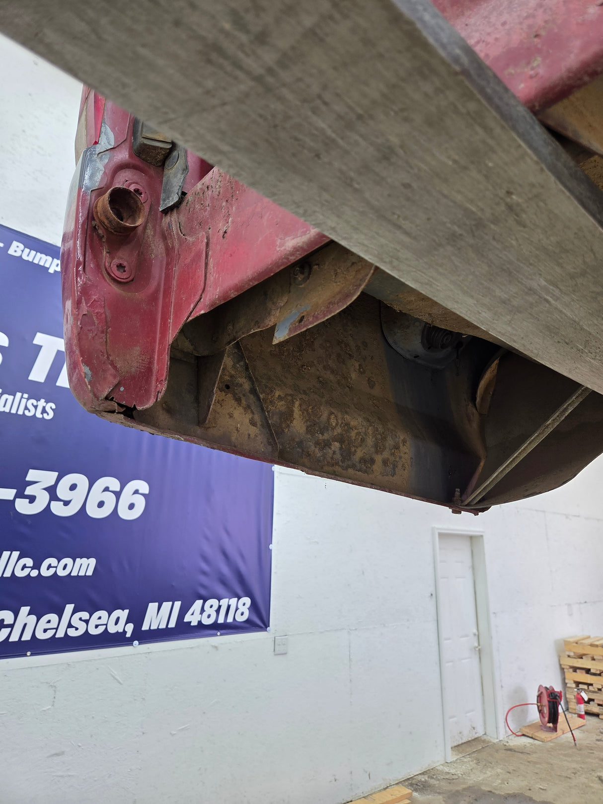 1987-1997 Ford F150 F250 F350 OBS 6' 9" Short Truck Bed