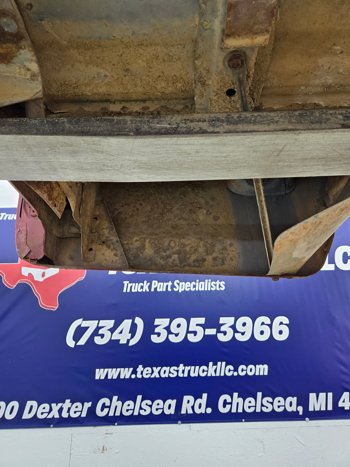 1987-1997 Ford F150 F250 F350 OBS 6' 9" Short Truck Bed