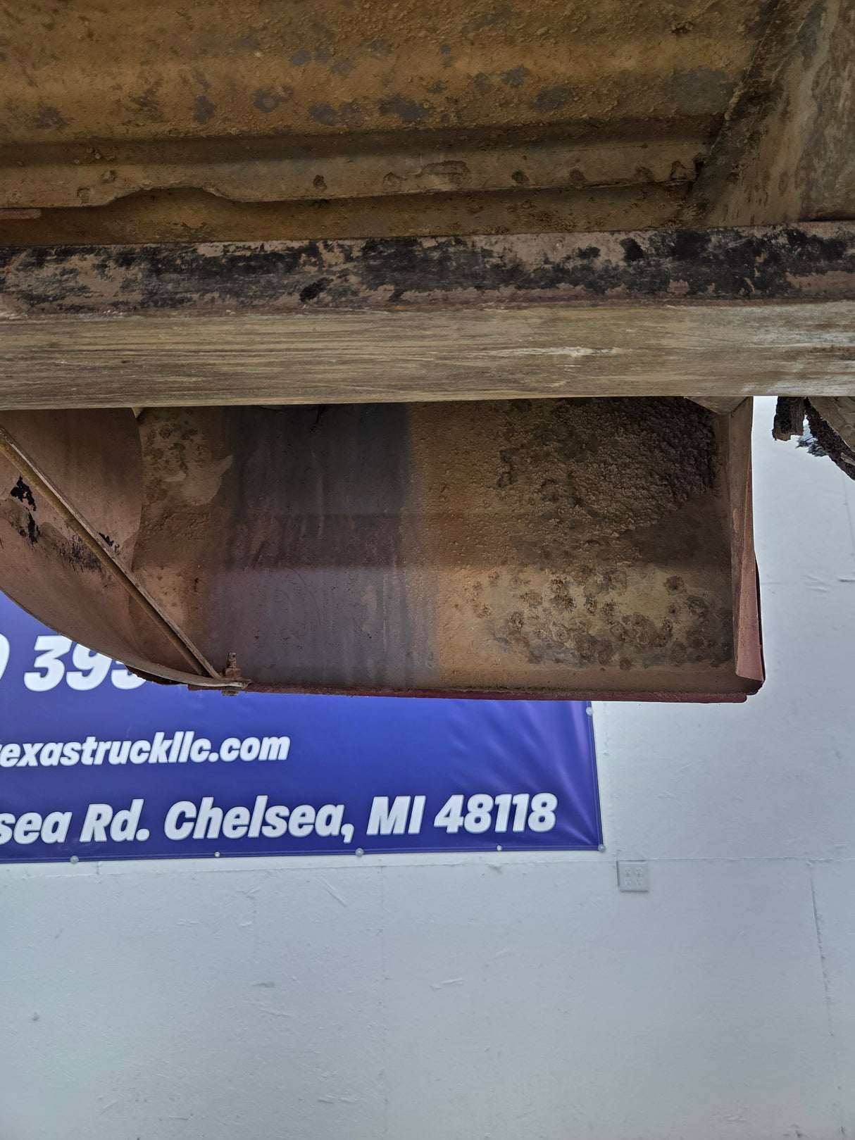 1987-1997 Ford F150 F250 F350 OBS 6' 9" Short Truck Bed