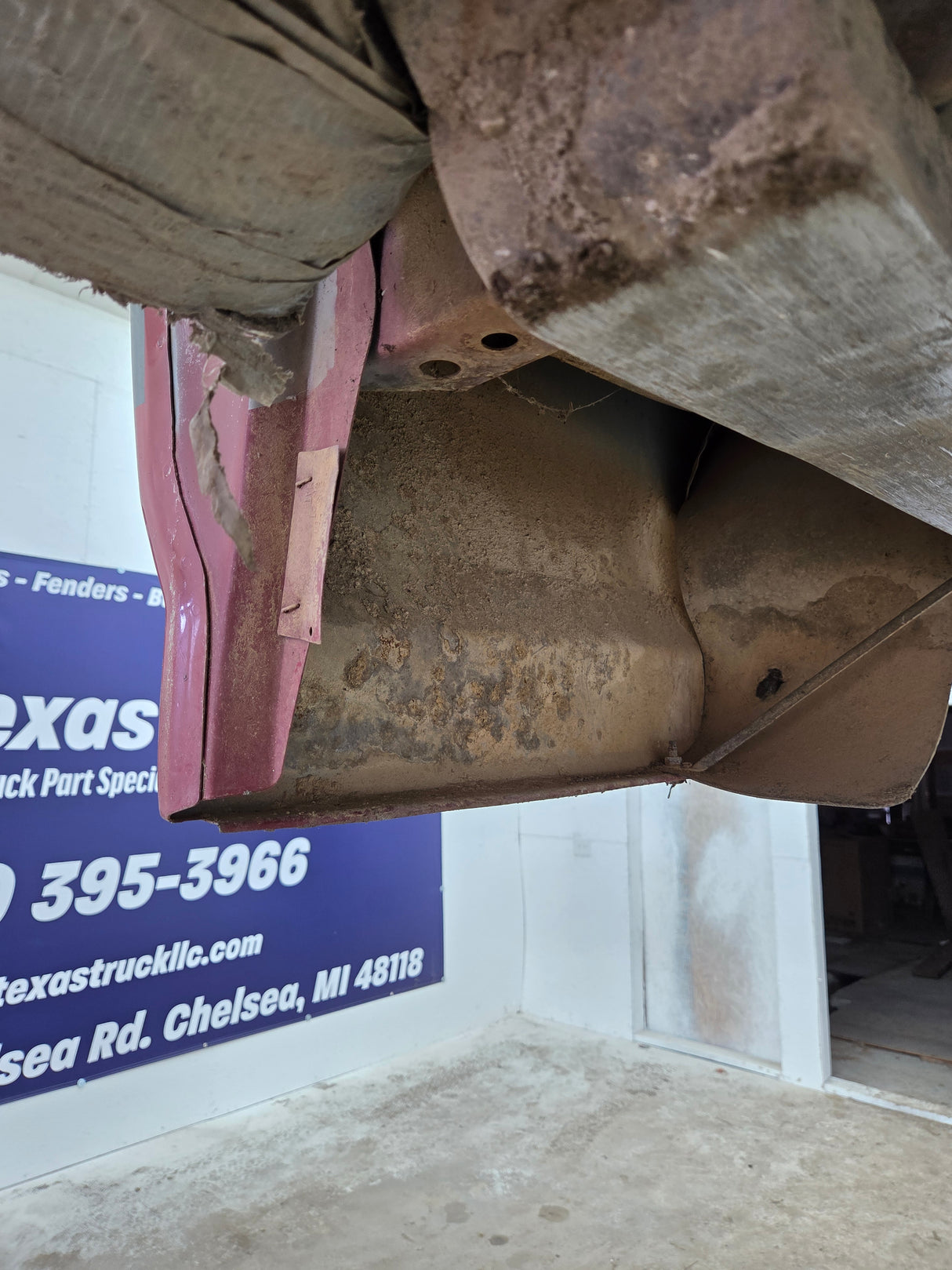 1987-1997 Ford F150 F250 F350 OBS 6' 9" Short Truck Bed