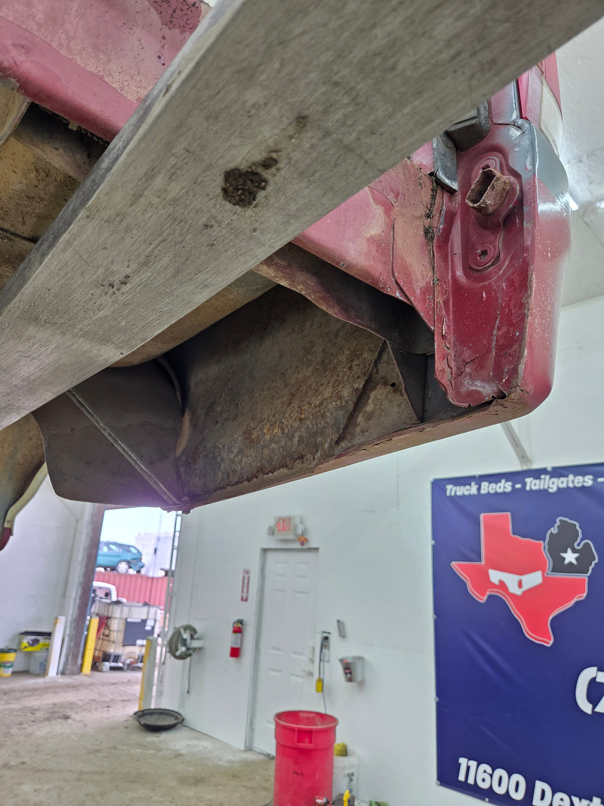 1987-1997 Ford F150 F250 F350 OBS 6' 9" Short Truck Bed