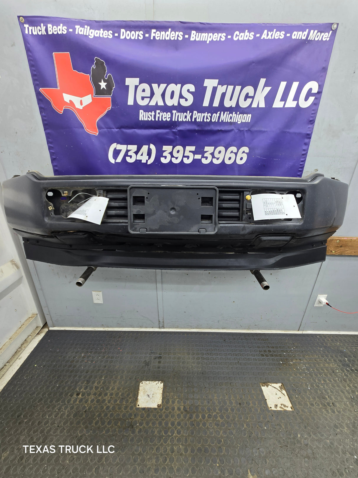 2018-2019 Ford F150 Front Bumper - Black