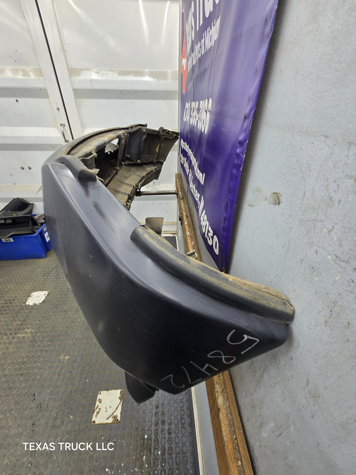 2018-2019 Ford F150 Front Bumper - Black