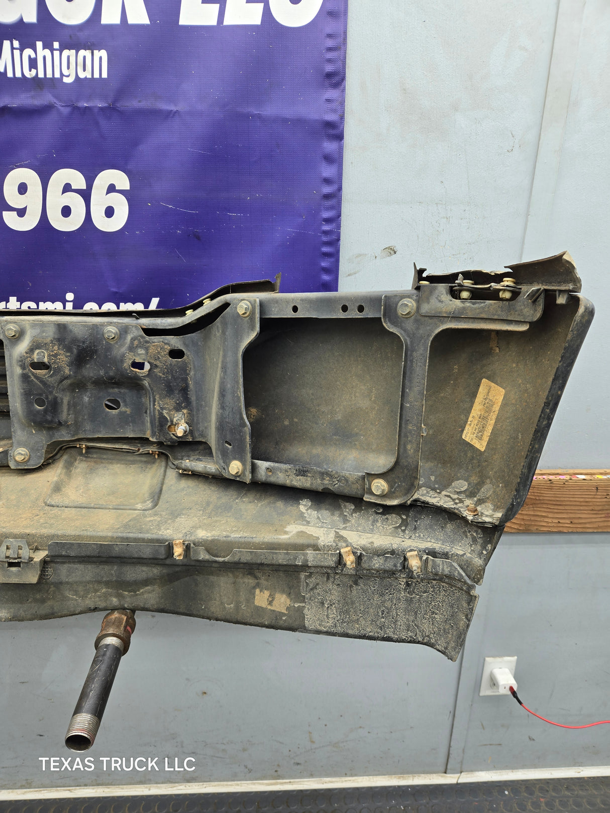 2018-2019 Ford F150 Front Bumper - Black