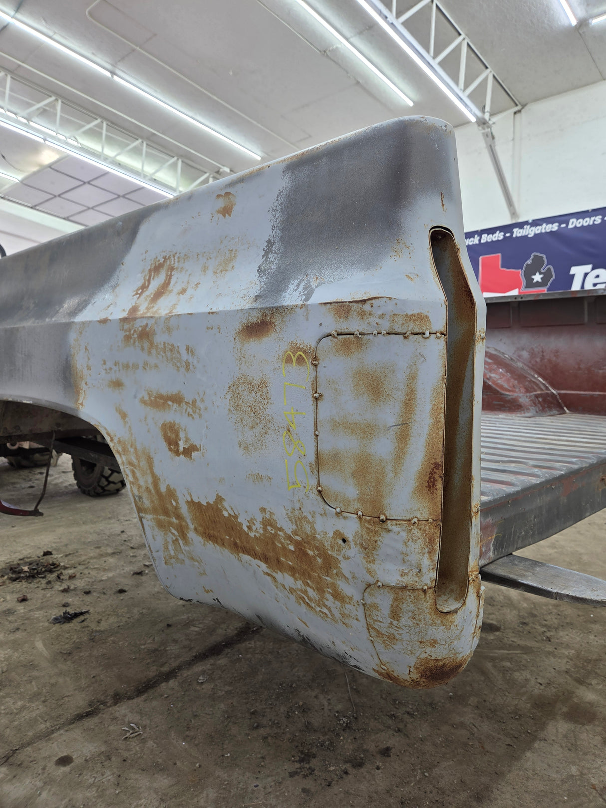 1979-1987 Chevrolet / GMC Square Body 6' 6" Short Bed C/K Series - COSTUMIZED