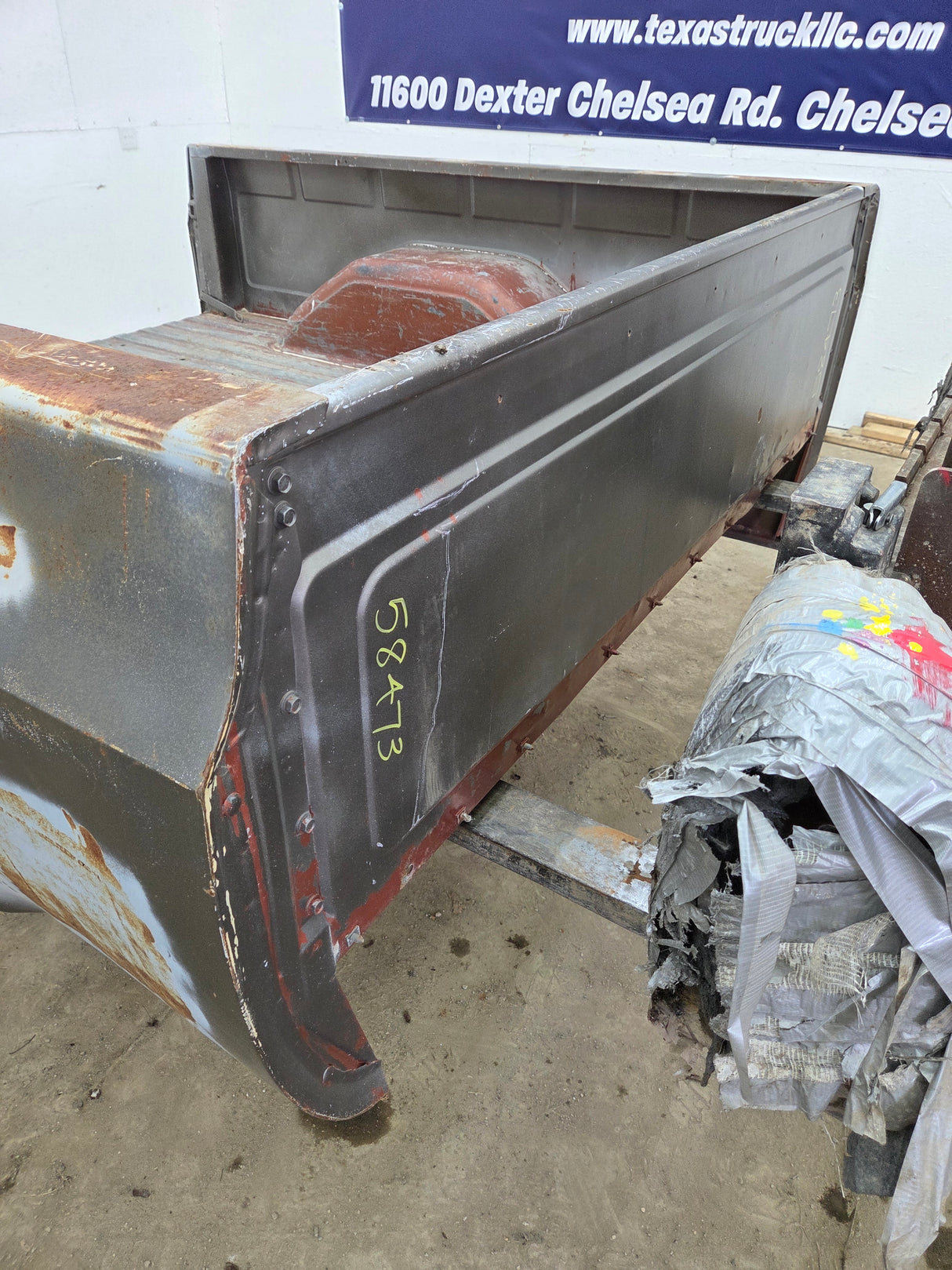 1979-1987 Chevrolet / GMC Square Body 6' 6" Short Bed C/K Series - COSTUMIZED