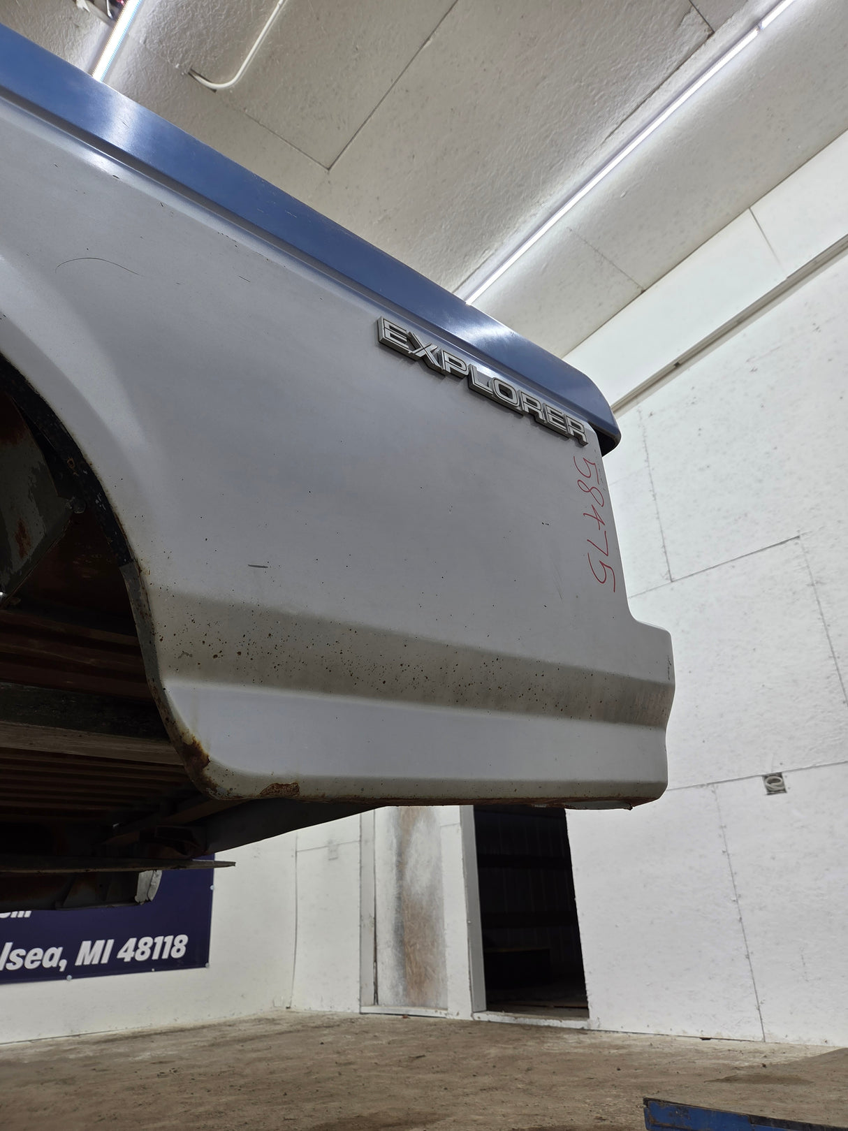 1987-1997 Ford F150 F250 F350 OBS 6' 9" Short Truck Bed - Mexico Edition