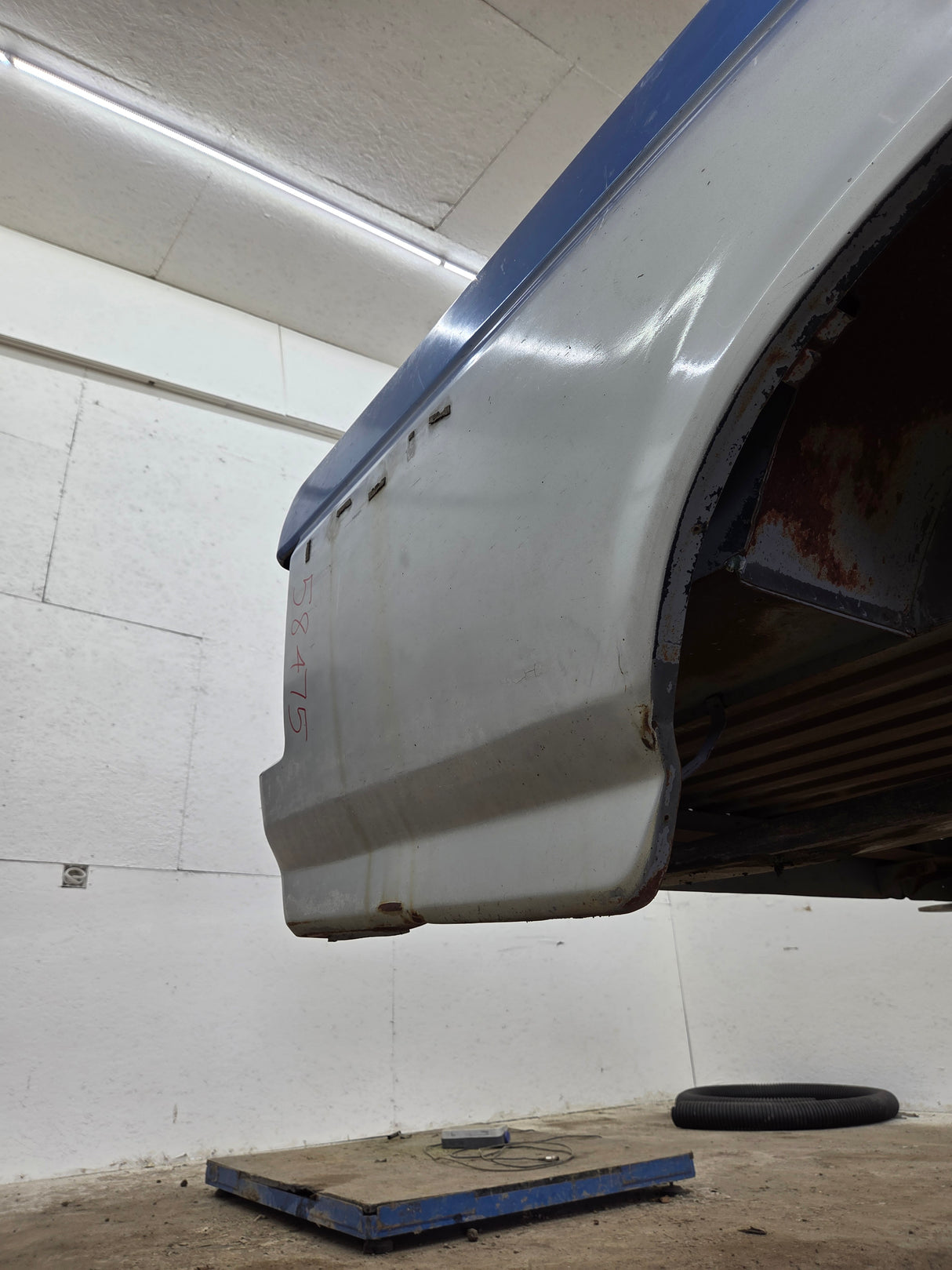 1987-1997 Ford F150 F250 F350 OBS 6' 9" Short Truck Bed - Mexico Edition