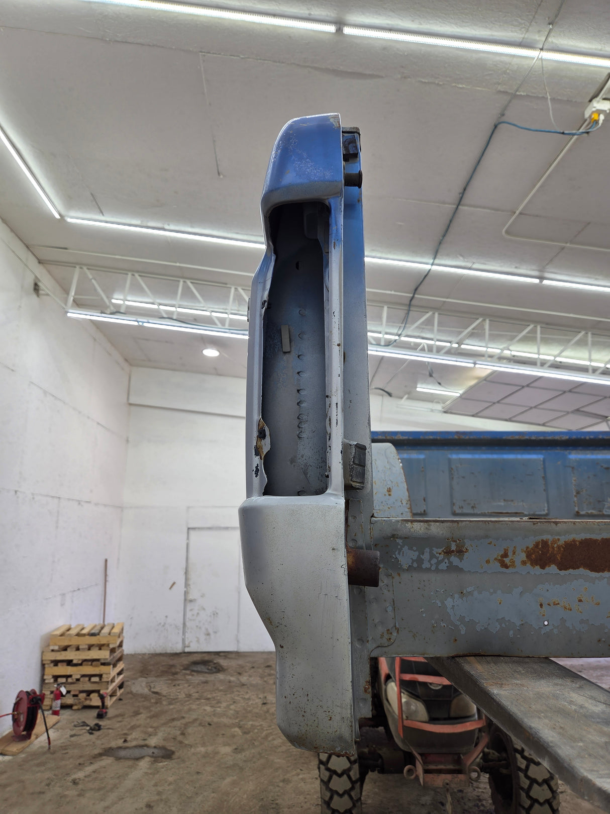 1987-1997 Ford F150 F250 F350 OBS 6' 9" Short Truck Bed - Mexico Edition