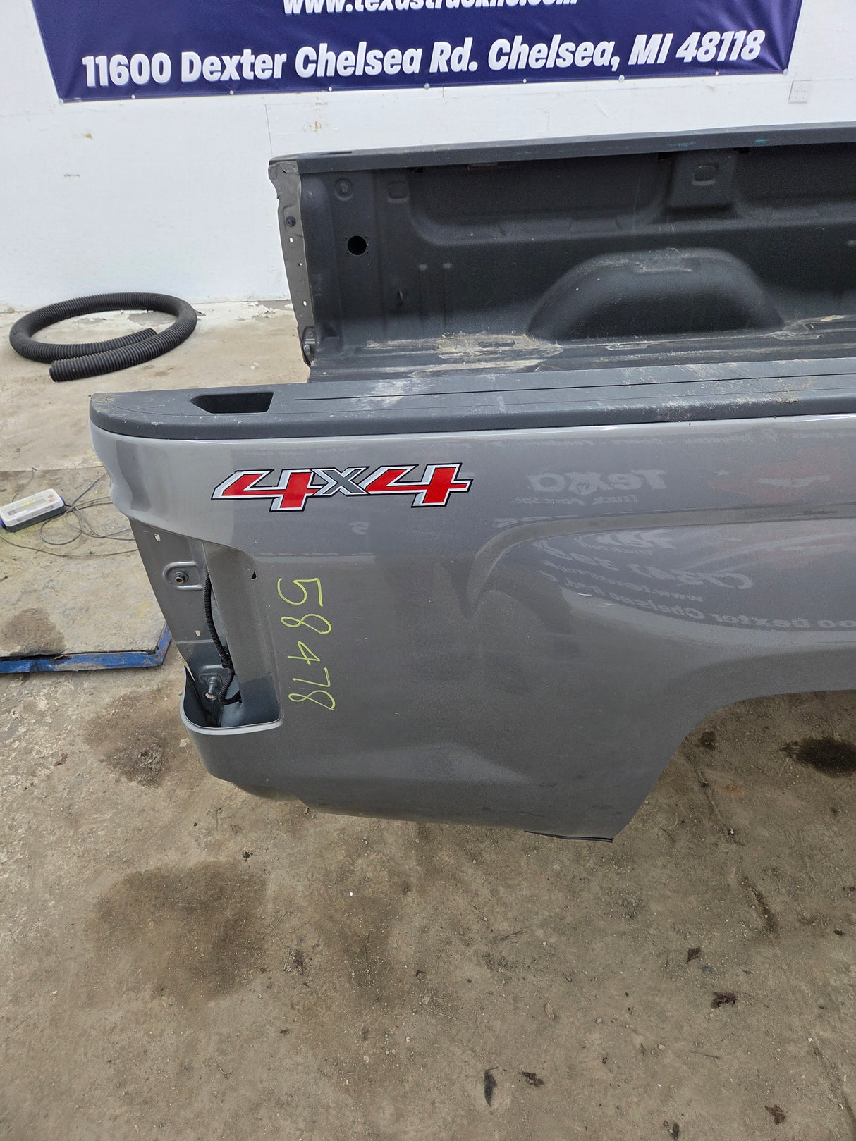 2014-2019 Chevrolet Silverado 1500 2500HD 3500HD 8' Long Truck Bed