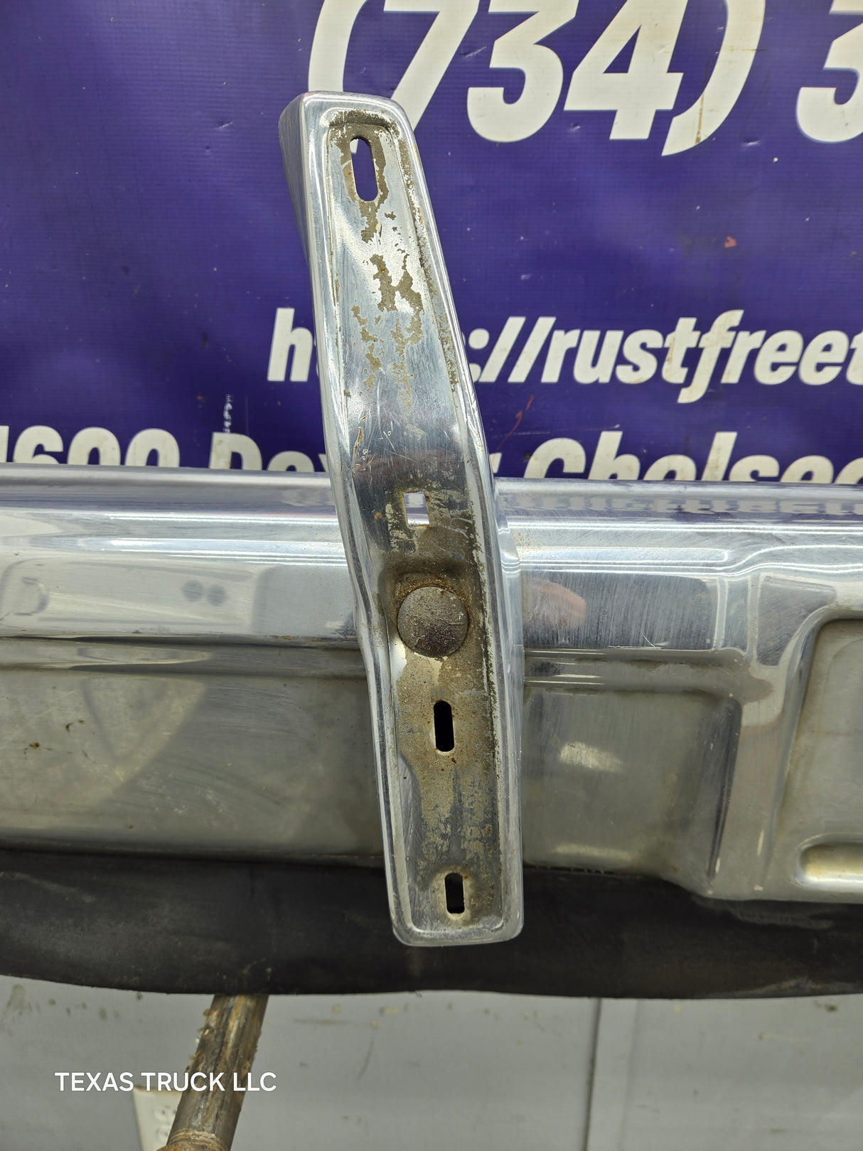 1983-1991 Chevrolet Silverado / GMC Sierra Square Body Front Bumper With Push Bars