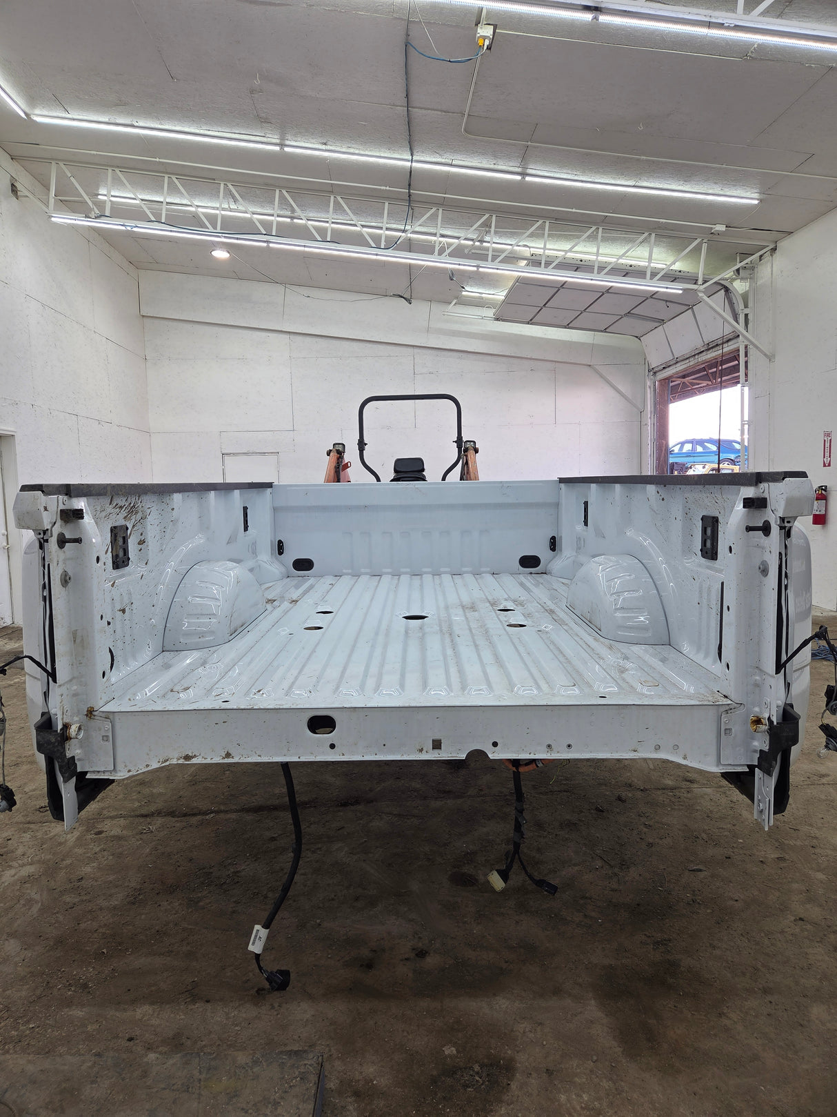 2023-2026 Ford Super Duty F350 F450 F550 8' Dually Truck Bed - Oxford White
