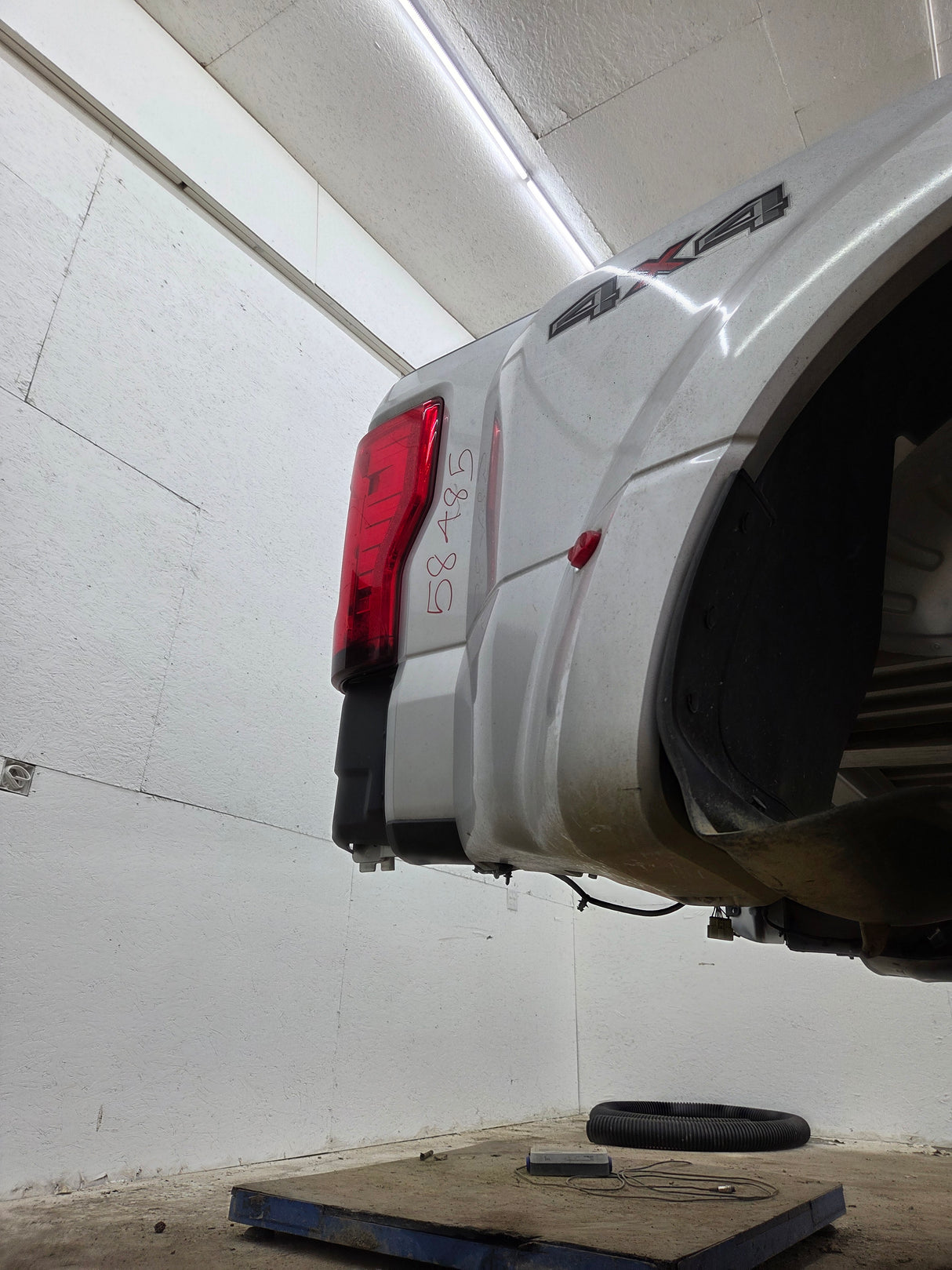 2017-2022 Ford Super Duty F350 F450 F550 8' Dually Bed *Damage