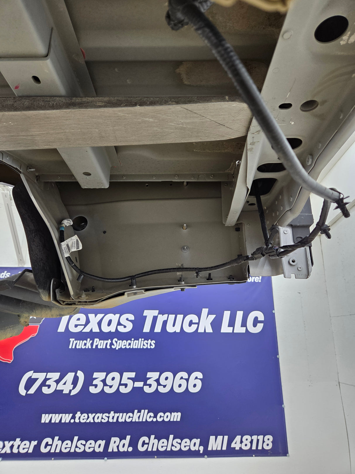 2017-2022 Ford Super Duty F350 F450 F550 8' Dually Bed *Damage